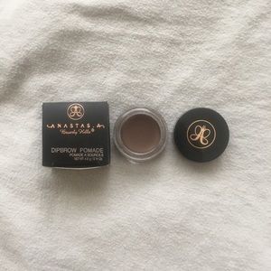 Anastasia Beverly Hills Brow pomade